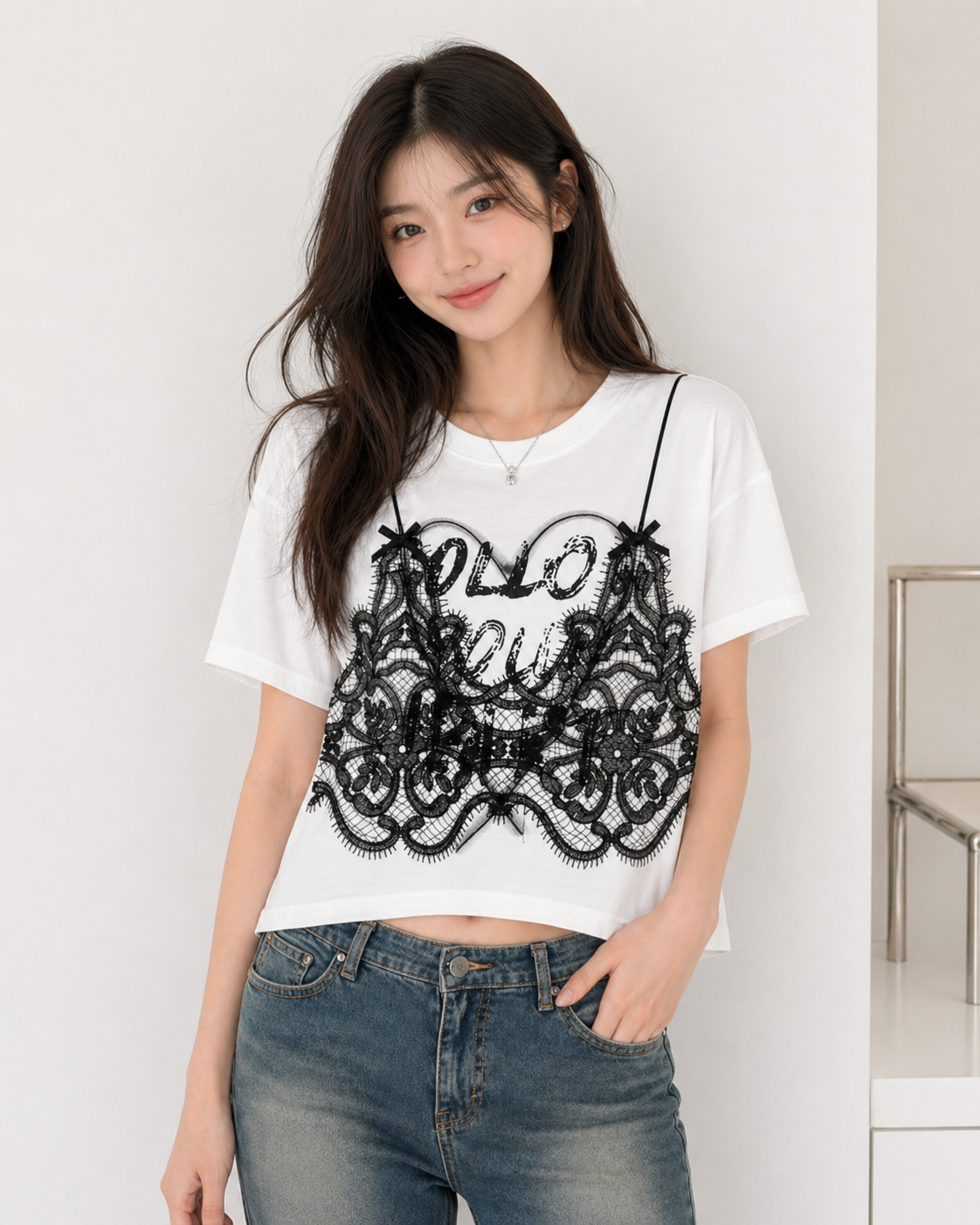 Playera con mariposa bordada